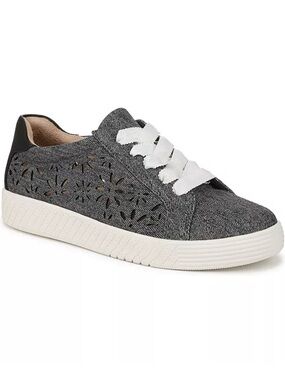 New Soul Naturalizer
Women's Neela-Perf Lace Up Sneakers 10W